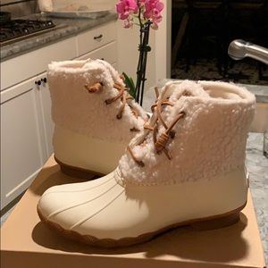 Sperry Saltwater Cozy Off-White